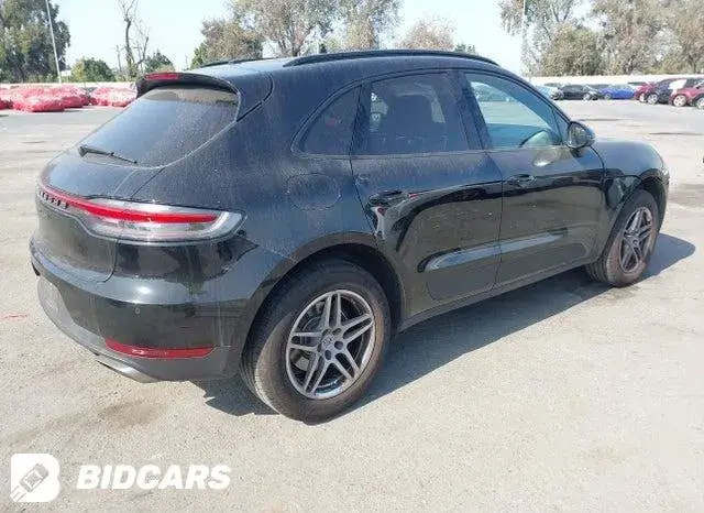 PORSCHE MACAN 2021
