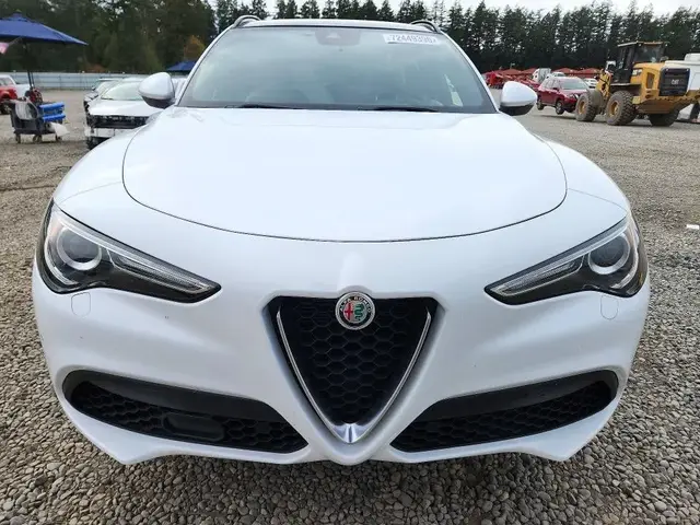 ALFA ROMEO STELVIO TI 2022