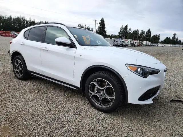 ALFA ROMEO STELVIO TI 2022