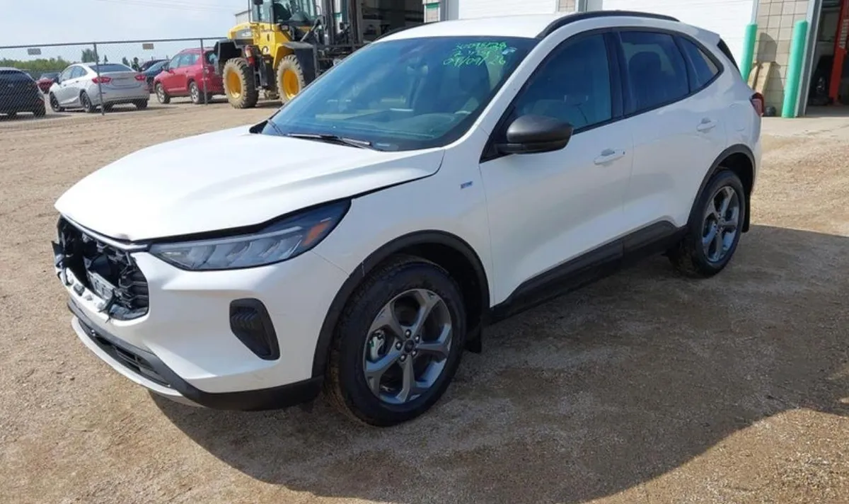 FORD ESCAPE 2025