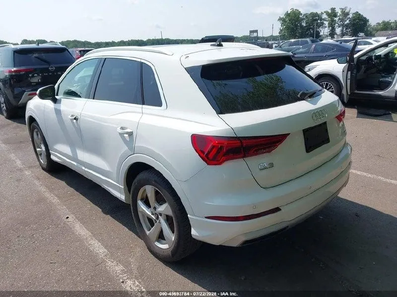 AUDI Q3 2021