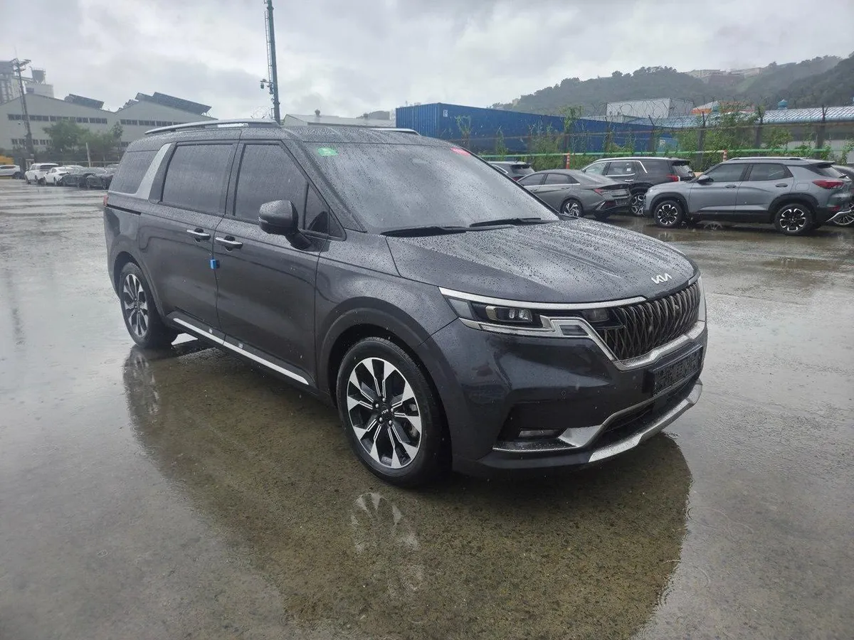 KIA CARNIVAL 2021