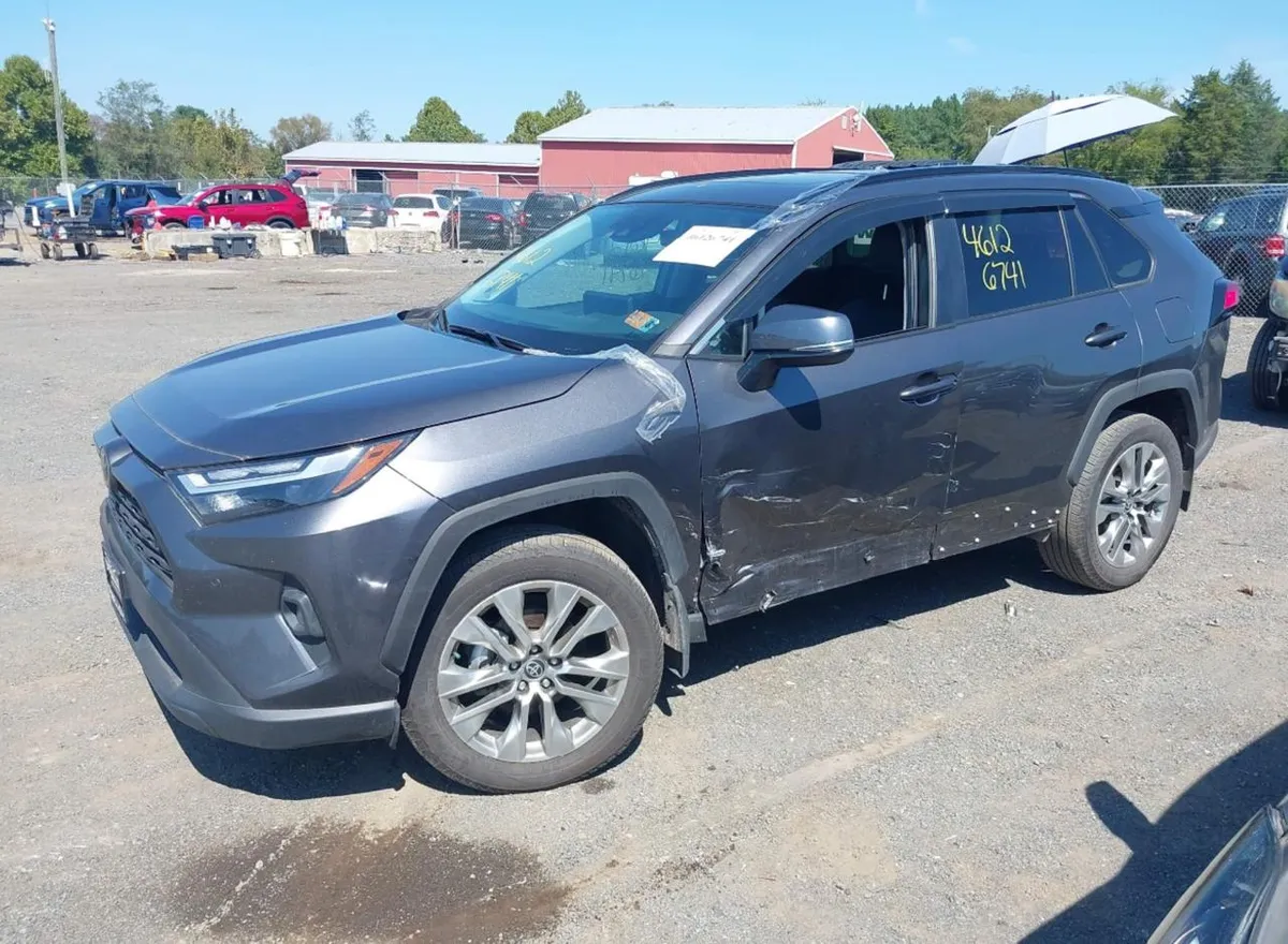 TOYOTA RAV4 5 2025