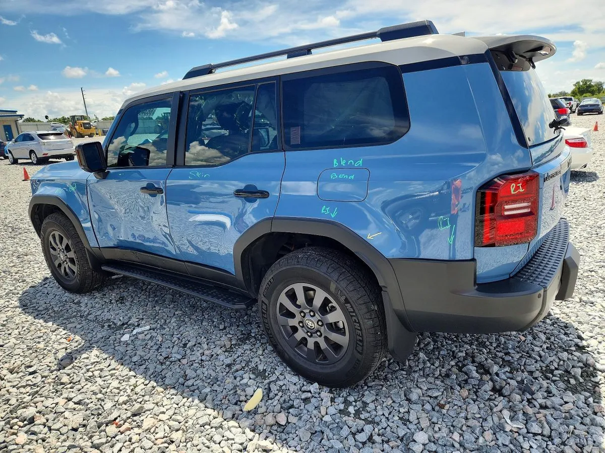 TOYOTA CRUISER LAND CRUISER 2024