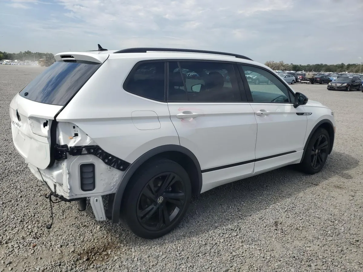 VOLKSWAGEN TIGUAN 2024