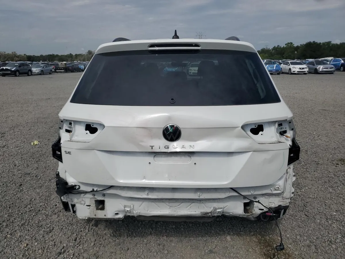 VOLKSWAGEN TIGUAN 2024