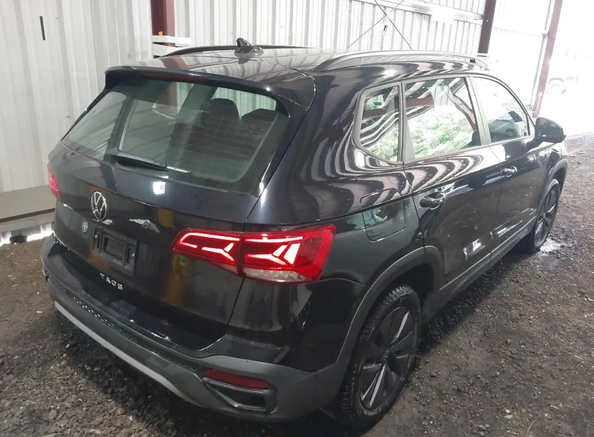 VOLKSWAGEN TAOS 2022