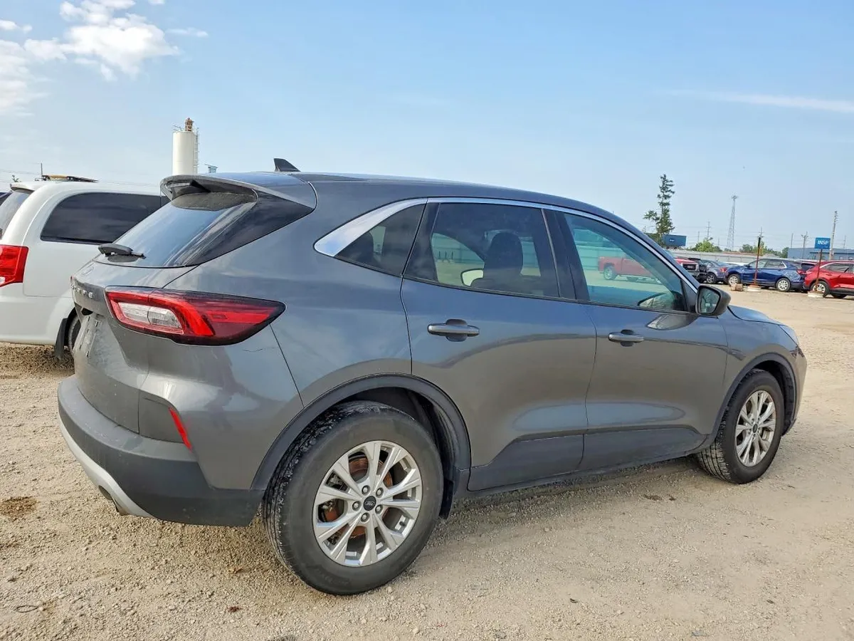 FORD ESCAPE ACTIVE 2023