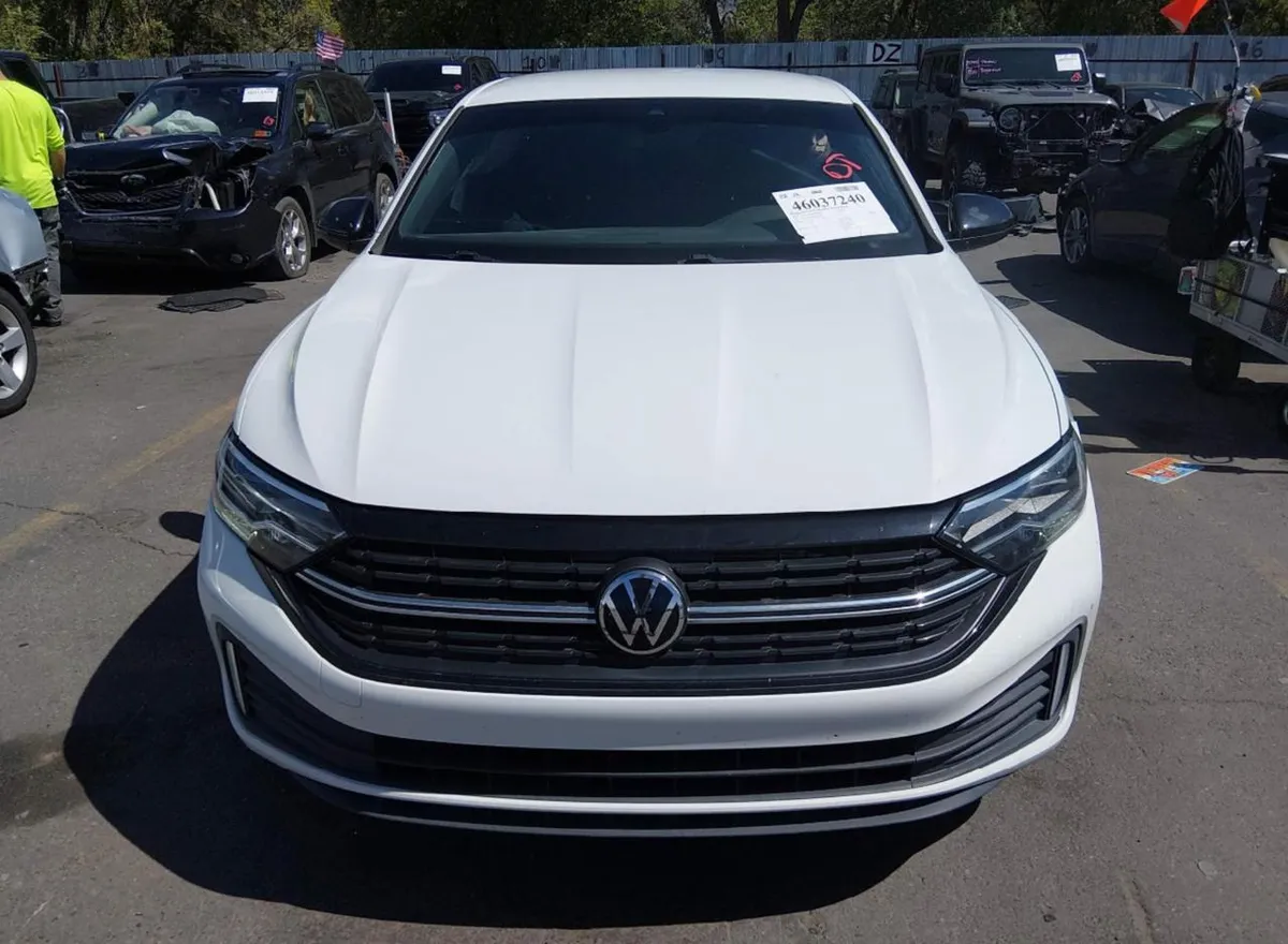 VOLKSWAGEN JETTA 2023