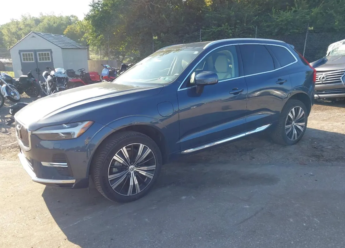 VOLVO XC60 RECHARGE PLUG-IN HYBRID 2023