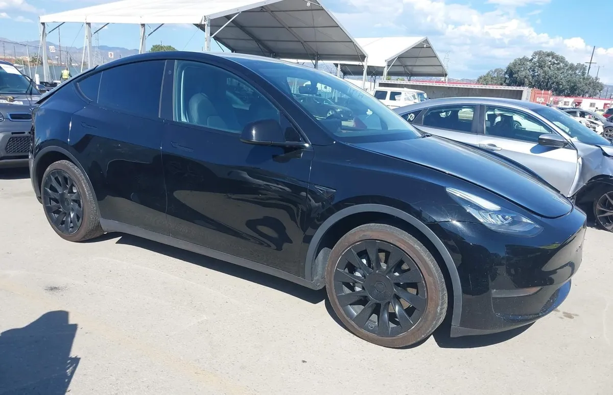 TESLA MODEL Y 2022
