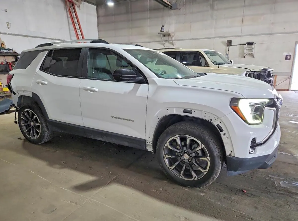 GMC TERRAIN 5 2025