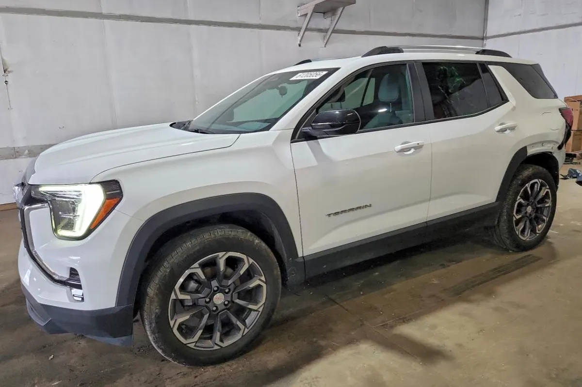 GMC TERRAIN 5 2025
