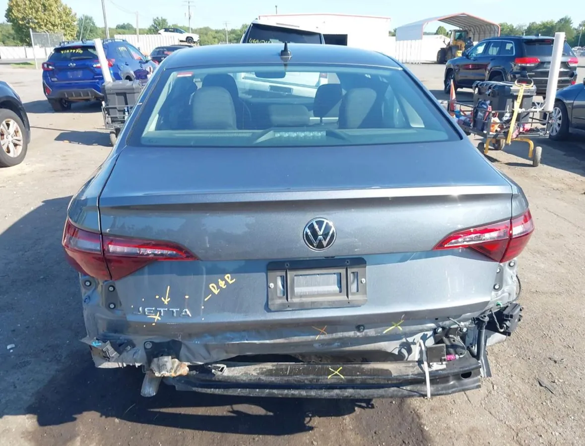 VOLKSWAGEN JETTA 2024