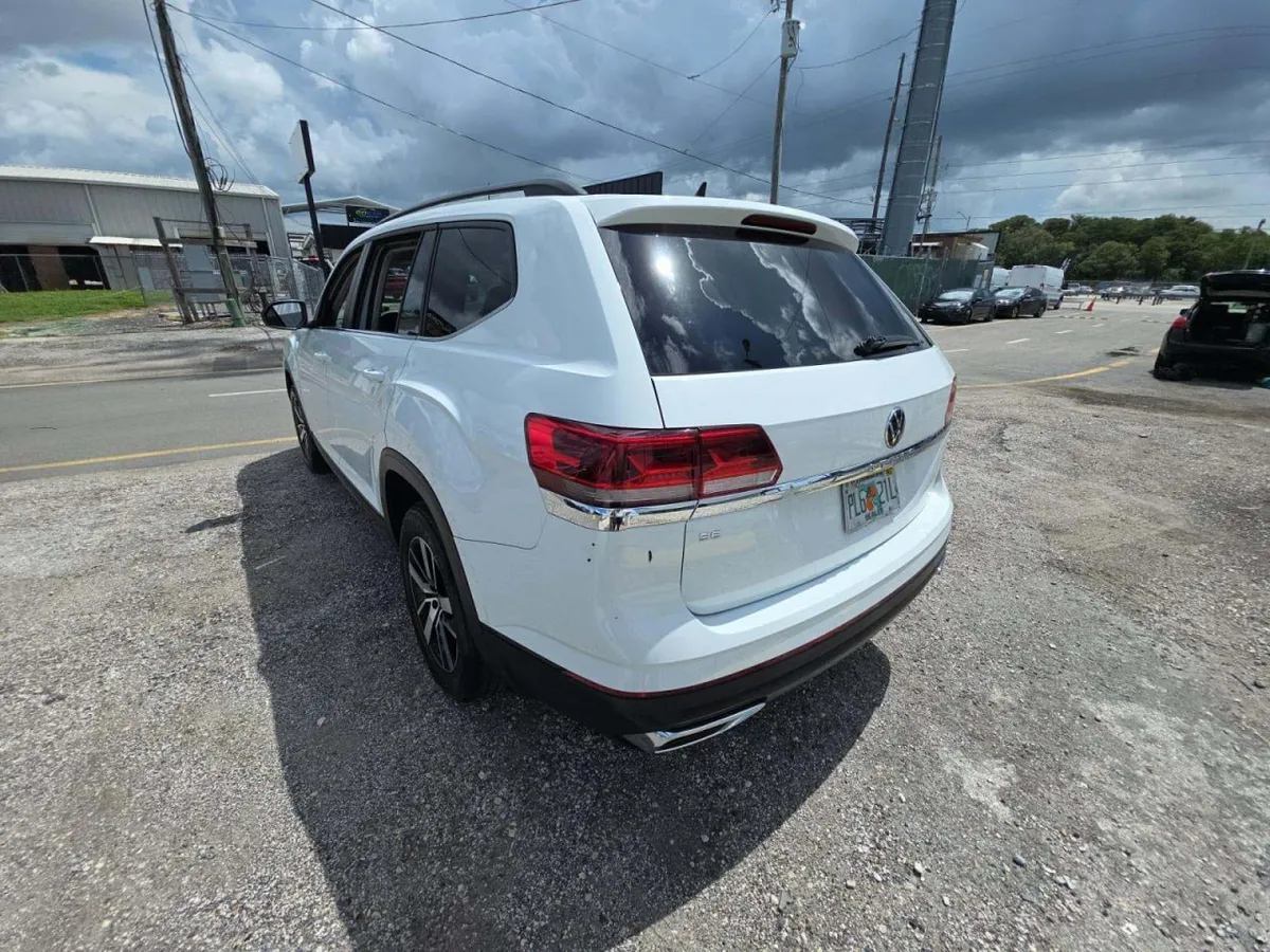 VOLKSWAGEN ATLAS SE 2022