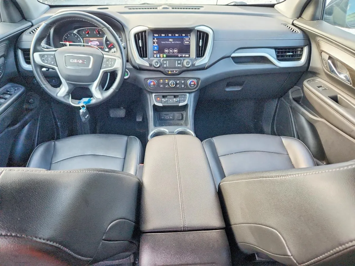 GMC TERRAIN SLT 2023