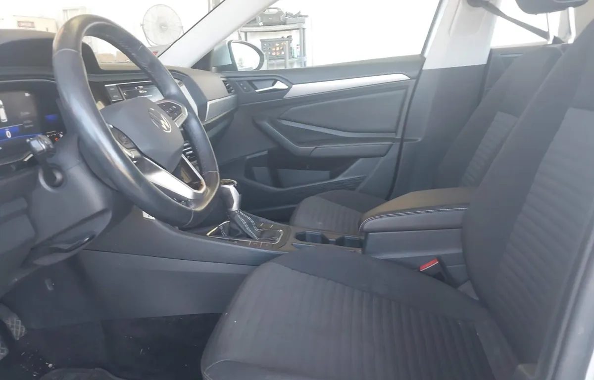 VOLKSWAGEN JETTA 2022