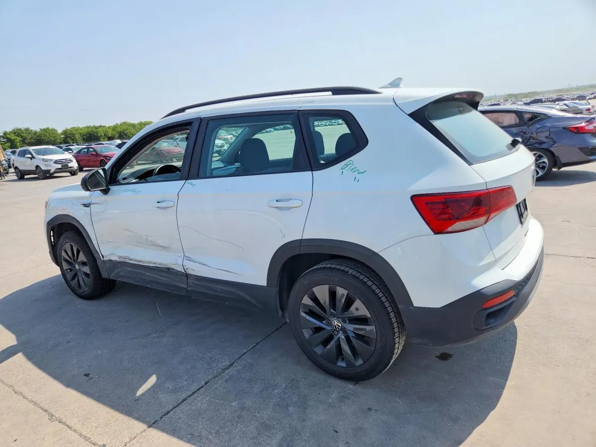 VOLKSWAGEN TAOS 2023