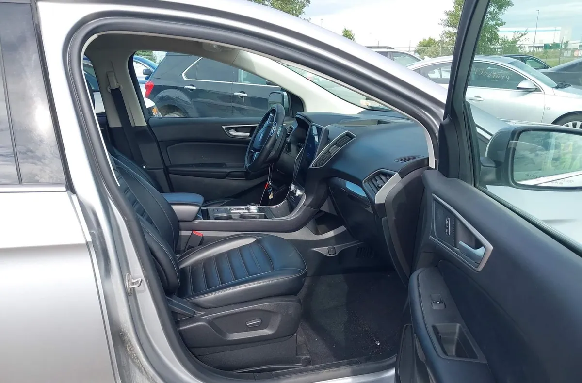 FORD EDGE SEL 2022