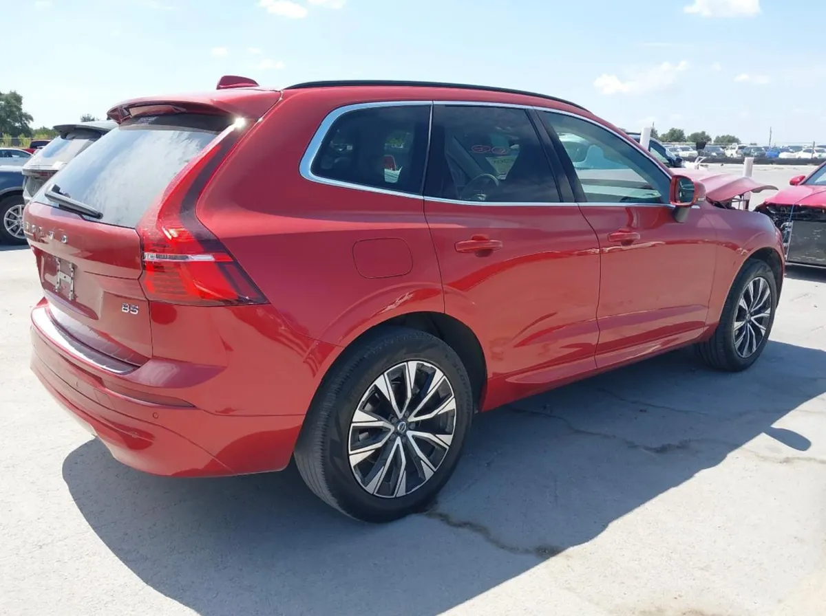 VOLVO XC60 0 2023