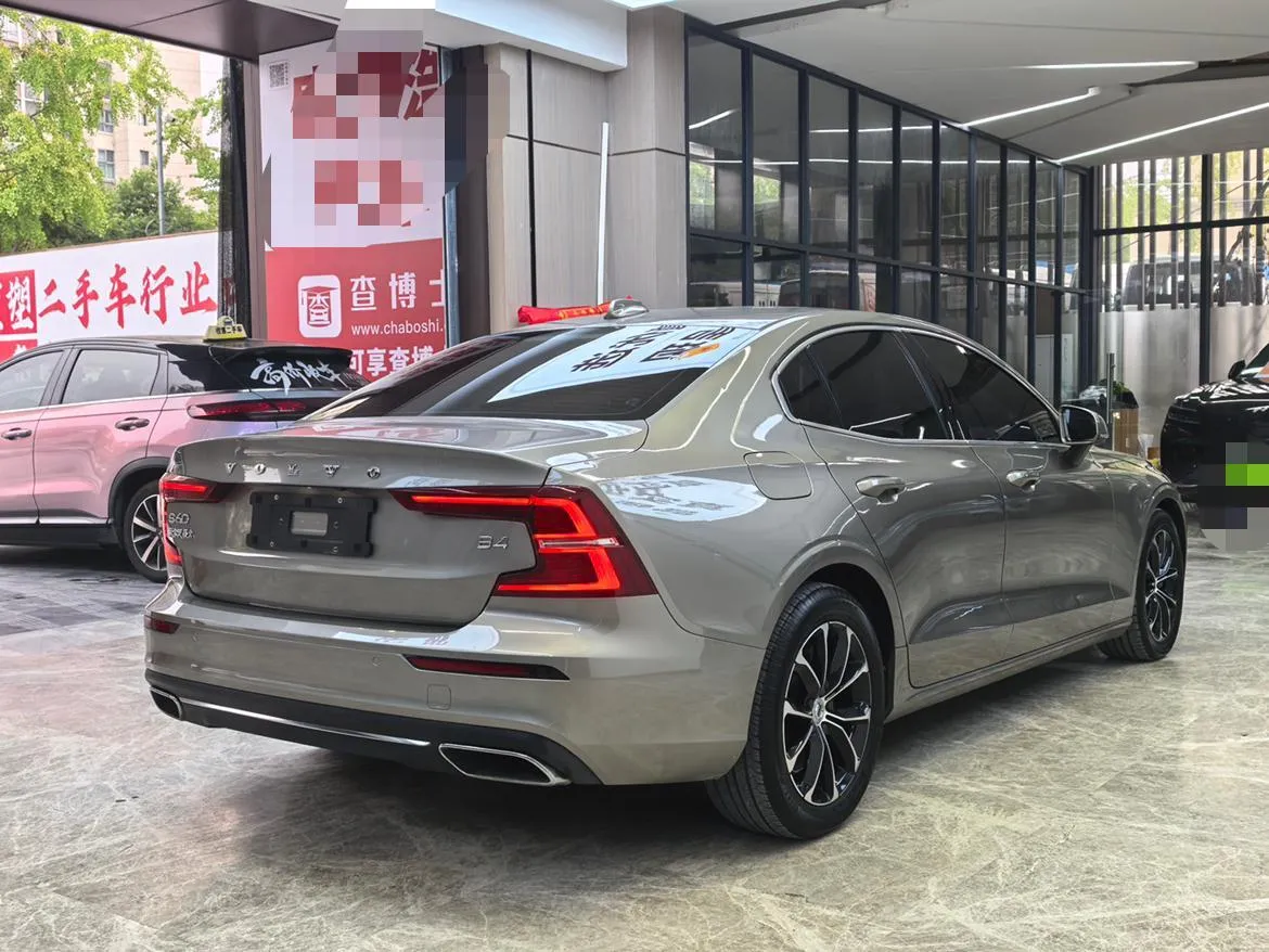 VOLVO S60 АВТОМАТ 2022
