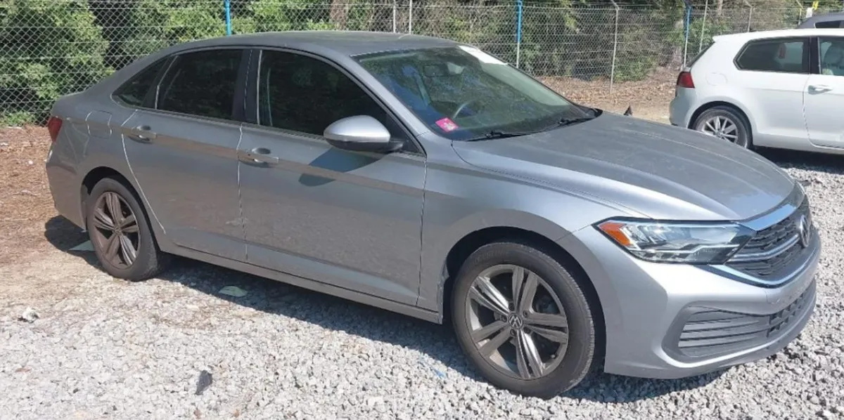 VOLKSWAGEN JETTA SE 2022