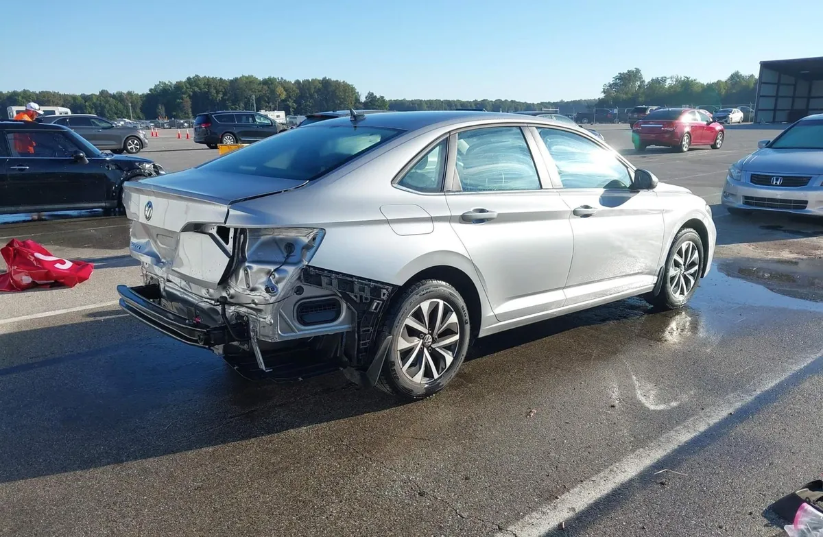 VOLKSWAGEN JETTA 2022