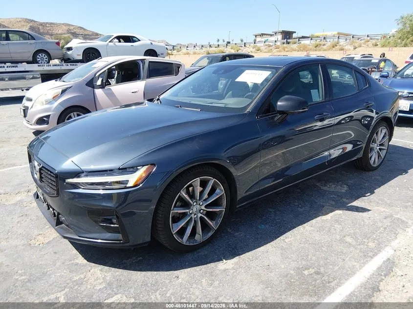 VOLVO S60 T5 MOMENTUM 2021