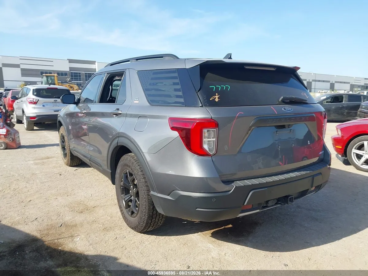 FORD EXPLORER TIMBERLINE 2 2022