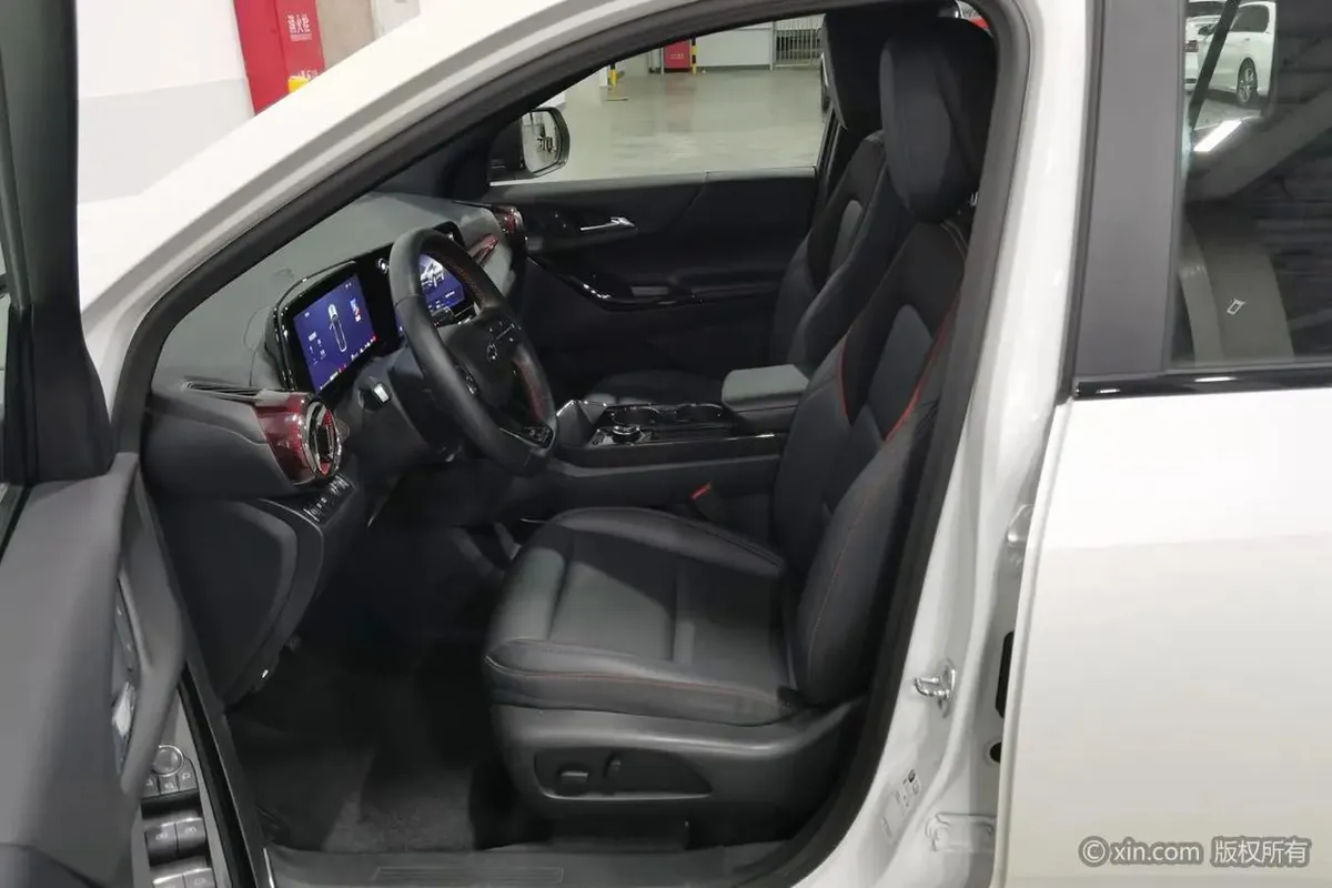 CHEVROLET EQUINOX PLUS 1 2024