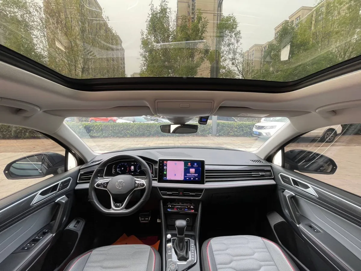 VOLKSWAGEN TIGUAN L R-LINE FLAGSHIP 2023
