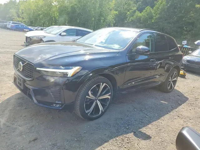 VOLVO XC60 ULTIMATE 2024
