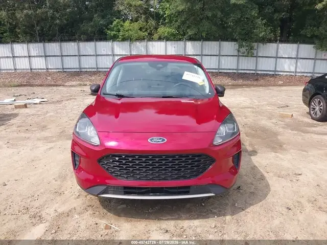 FORD ESCAPE SE 2022