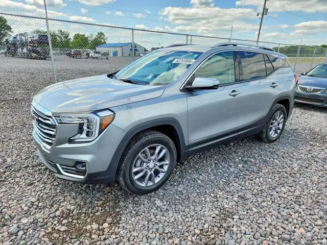 GMC TERRAIN SLT 2024