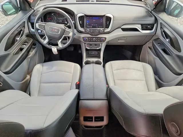 GMC TERRAIN SLT 2024