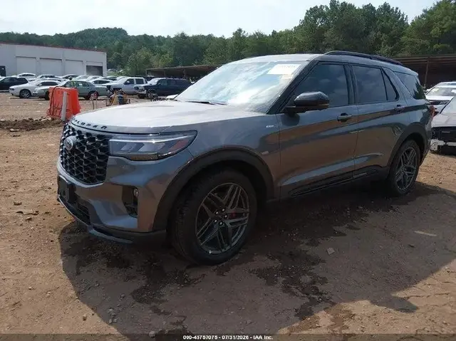 FORD EXPLORER 2026