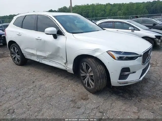 VOLVO XC60 2023