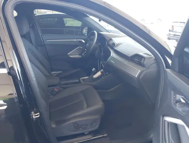 AUDI Q3 0 2024