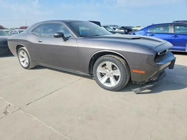 DODGE CHALLENGER SXT 2023