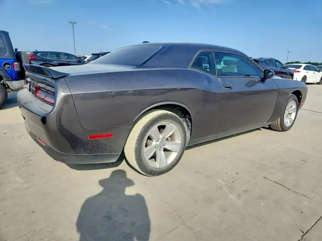 DODGE CHALLENGER SXT 2023