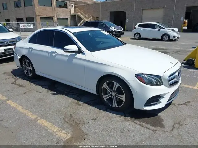 MERCEDES-BENZ E-CLASS E 300 2017