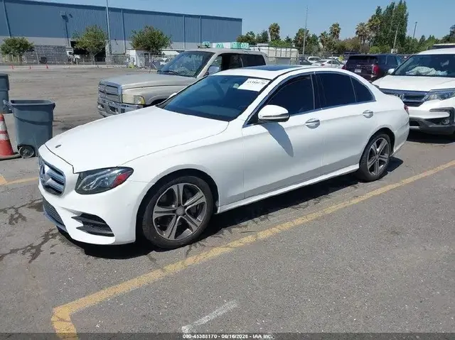 MERCEDES-BENZ E-CLASS E 300 2017