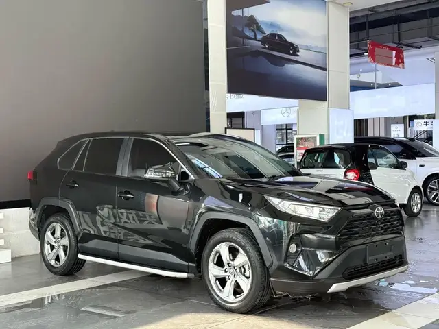 TOYOTA RAV4 2022