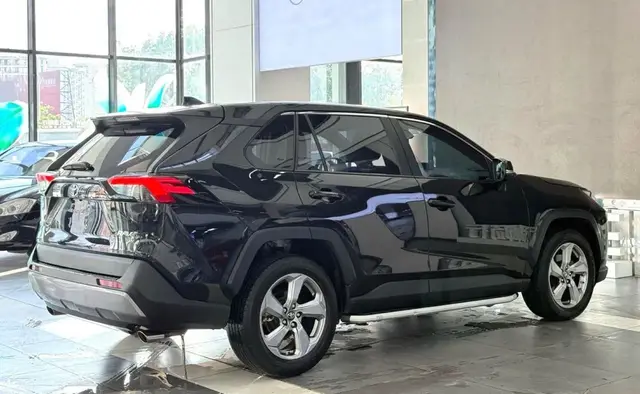 TOYOTA RAV4 2022