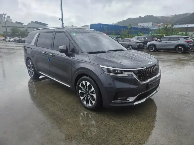 KIA CARNIVAL 2021