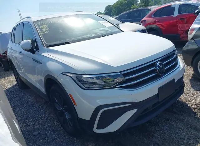 VOLKSWAGEN TIGUAN SE 2022