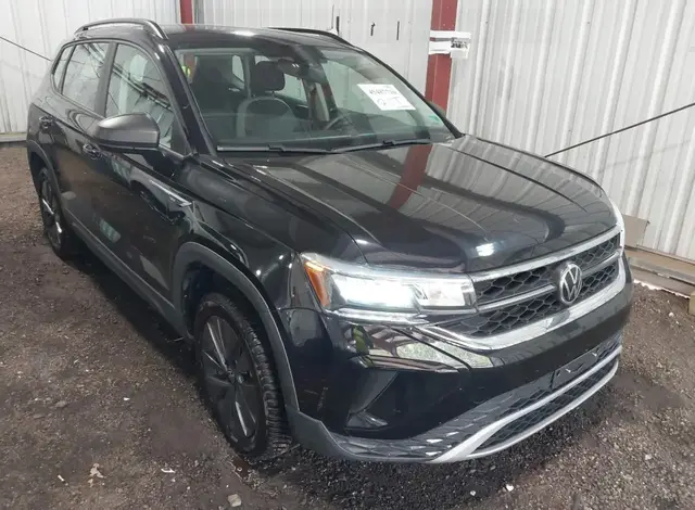 VOLKSWAGEN TAOS 2022