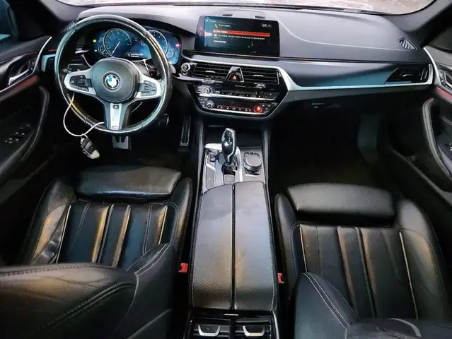 BMW 530 XI 2018