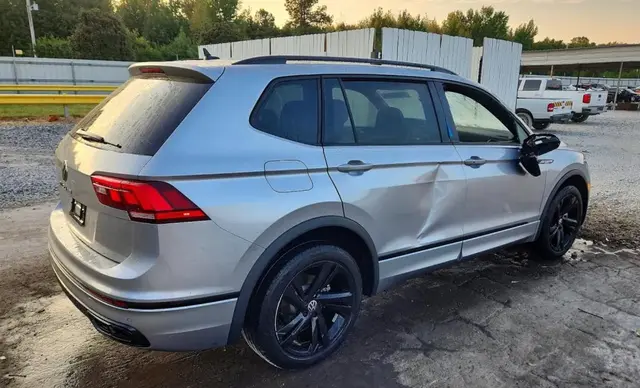VOLKSWAGEN TIGUAN SE 2023