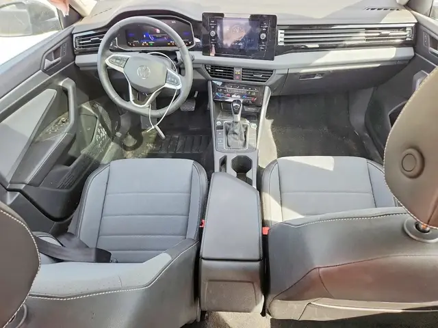 VOLKSWAGEN JETTA 2025